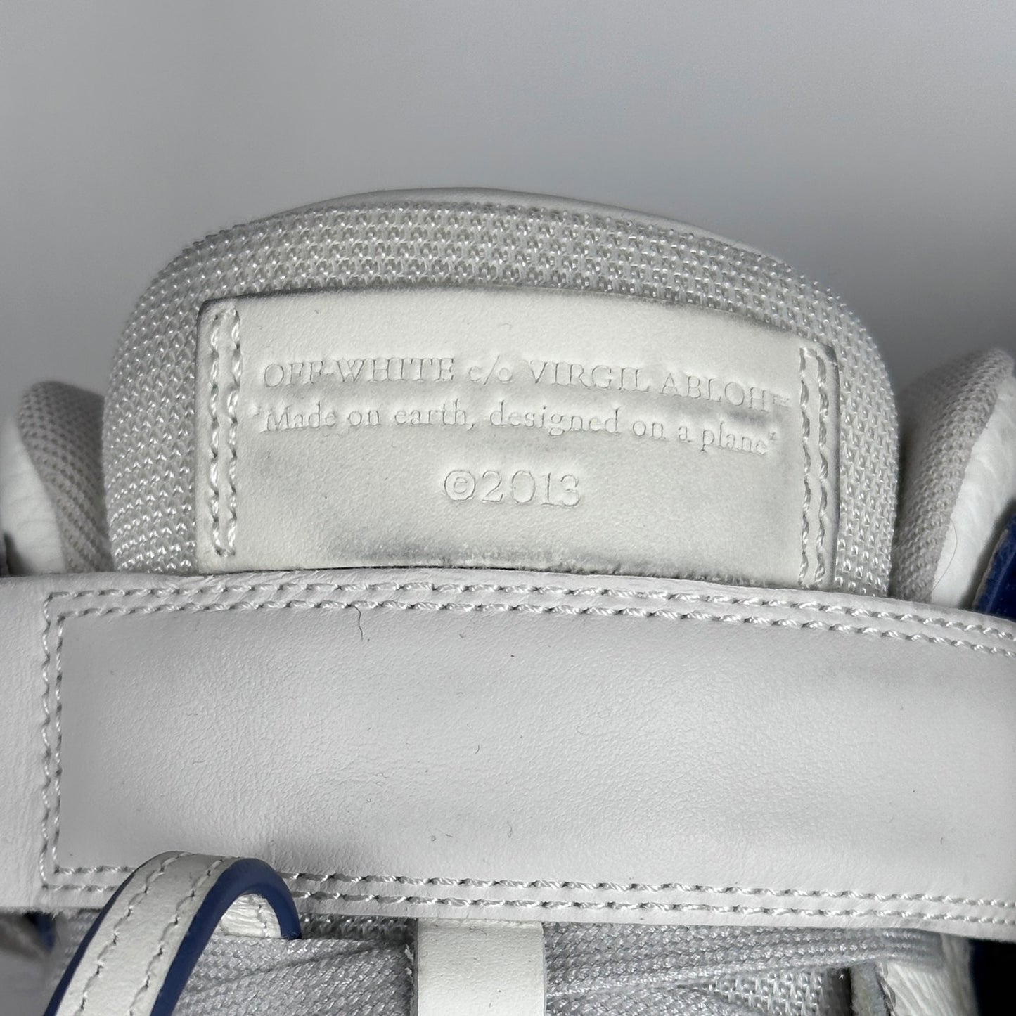 Off-White Out of Office Mid White/Navy Blue