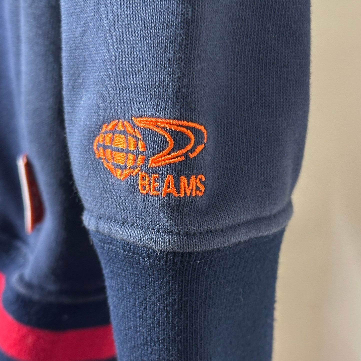 BEAMS x Reebok Classic Navy Tennis V-Neck Sweatshirt