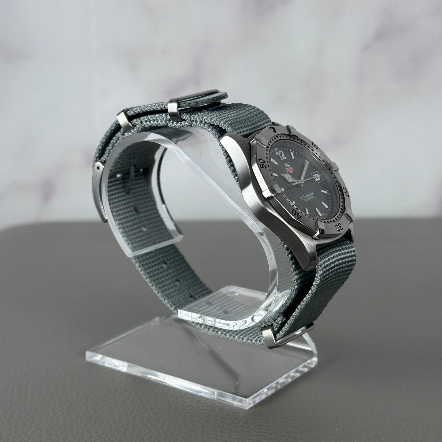 TAG Heuer WK1115-1 Professional 200m Steel Grey