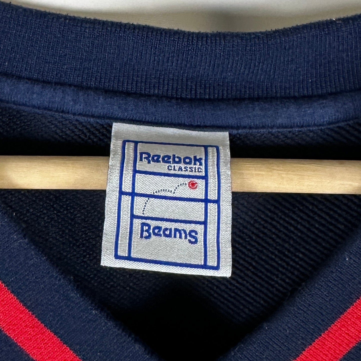 BEAMS x Reebok Classic Navy Tennis V-Neck Sweatshirt