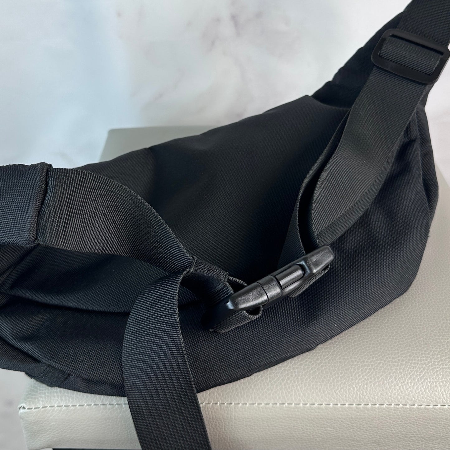 Beams Design Black Crossbody Fanny Pack