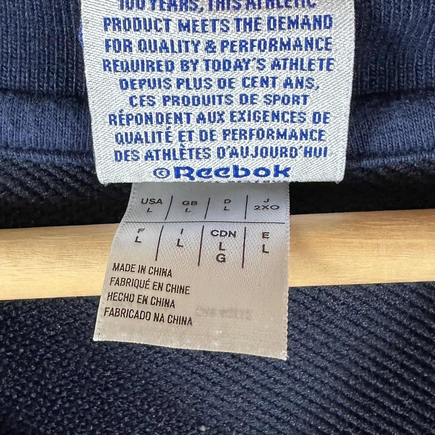 BEAMS x Reebok Classic Navy Tennis V-Neck Sweatshirt