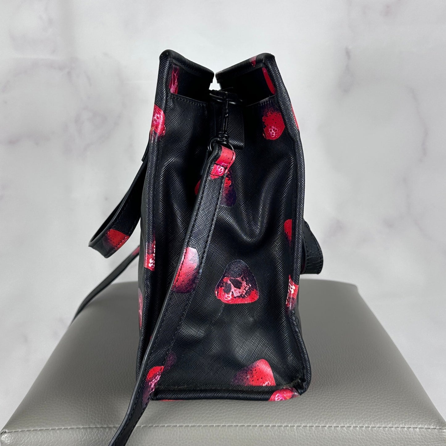 Hysteric Glamour Skullberry Purse