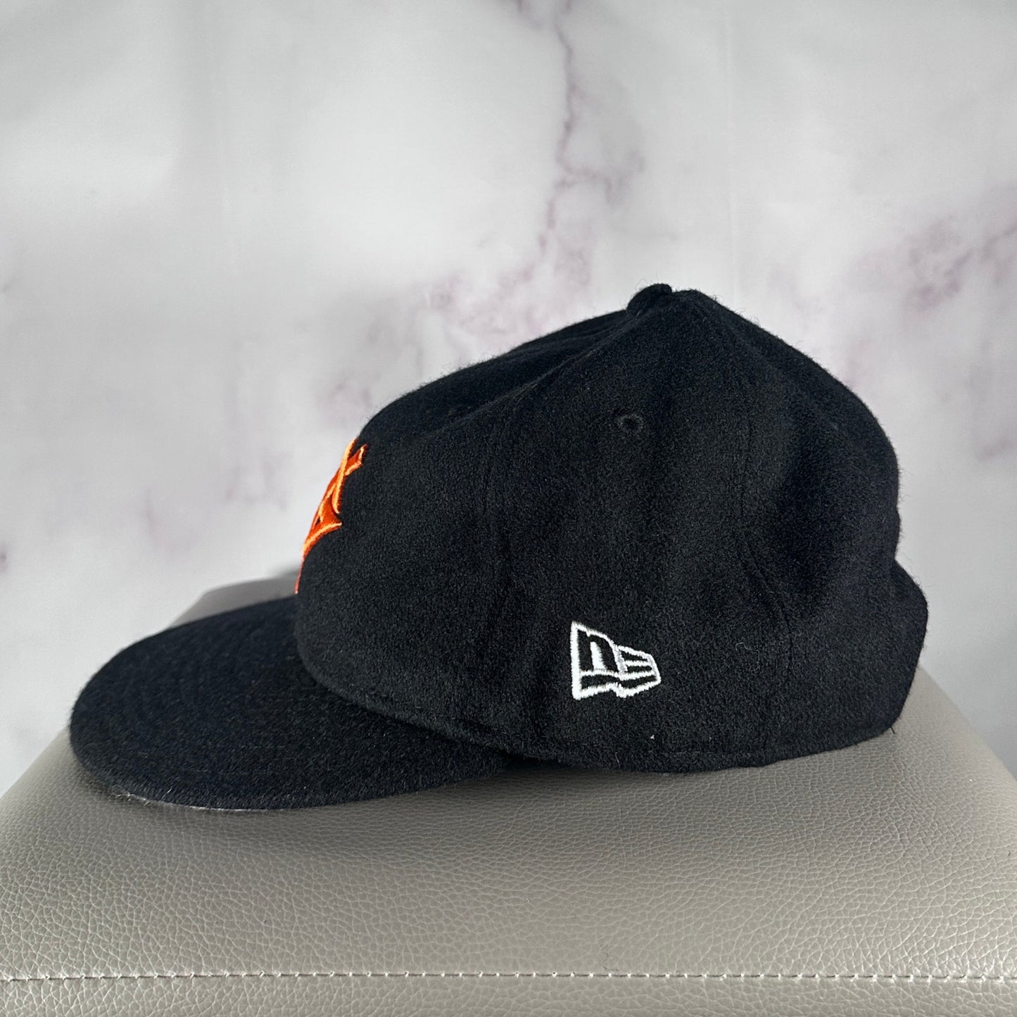 Kith x New Era Tokyo Yomiuri Giants Black/Orange Strapback Hat